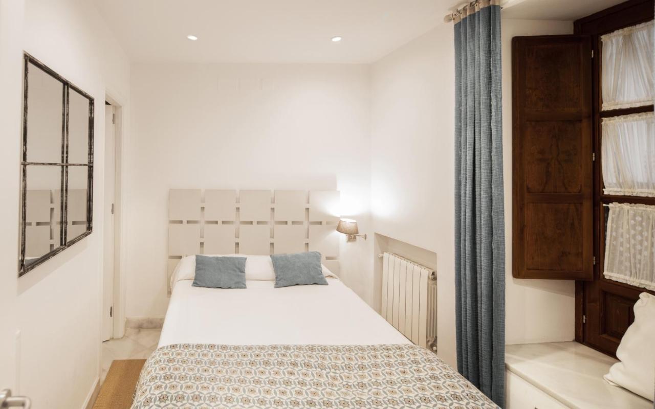 Lateral Suite Rodo Sevilla Bagian luar foto
